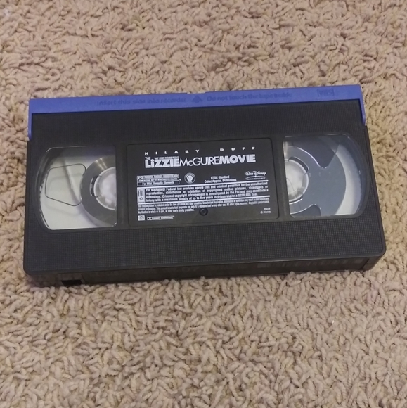 The Lizzie McGuire Movie VHS - Picture 2 of 4